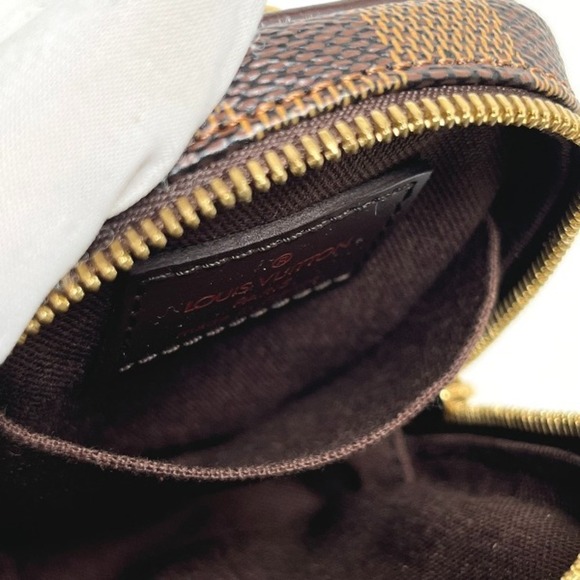 LOUIS VUITTON Brown Damier Pouch - Picture 8 of 13